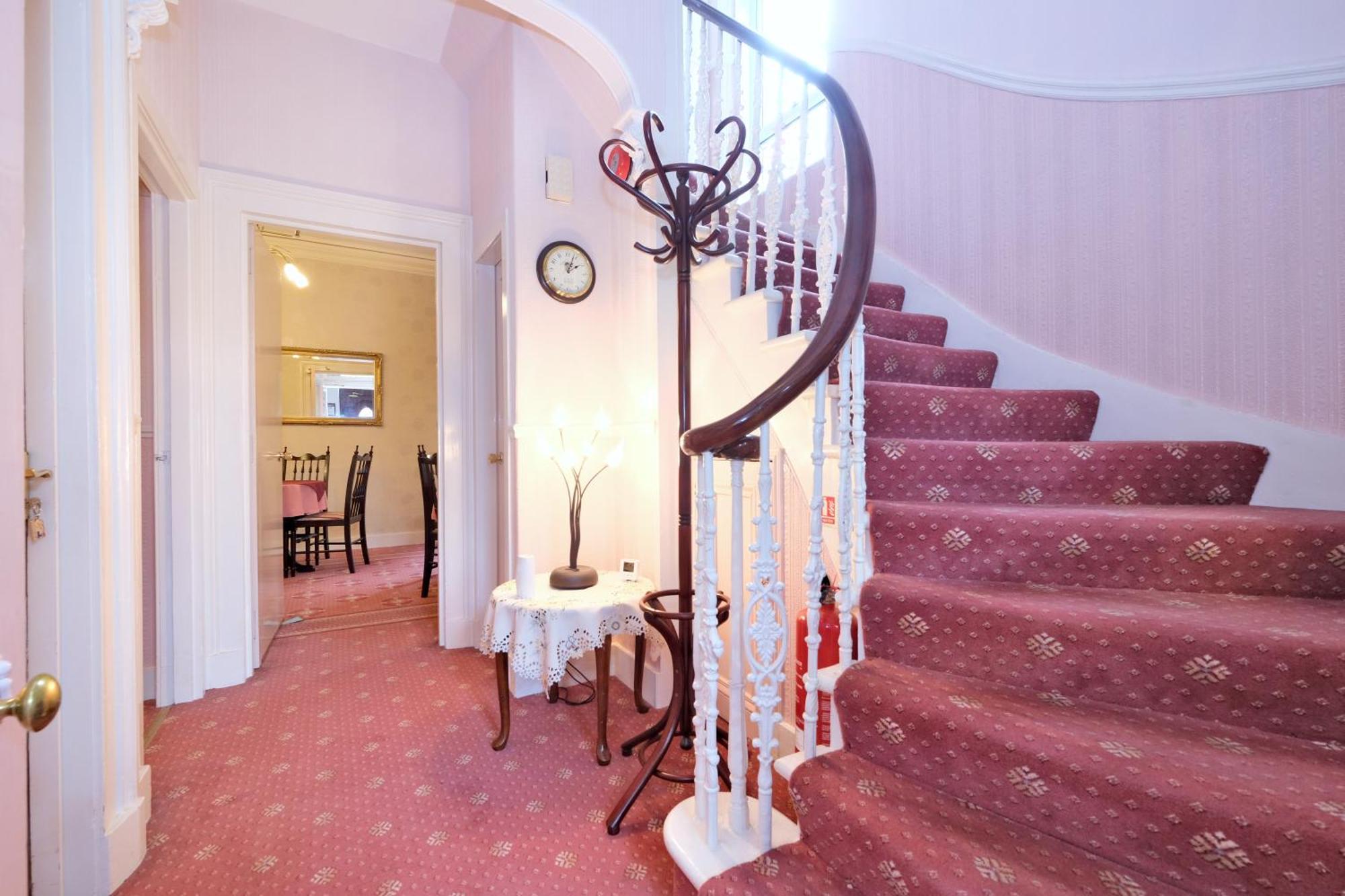 The Jays Guest House Aberdeen Extérieur photo