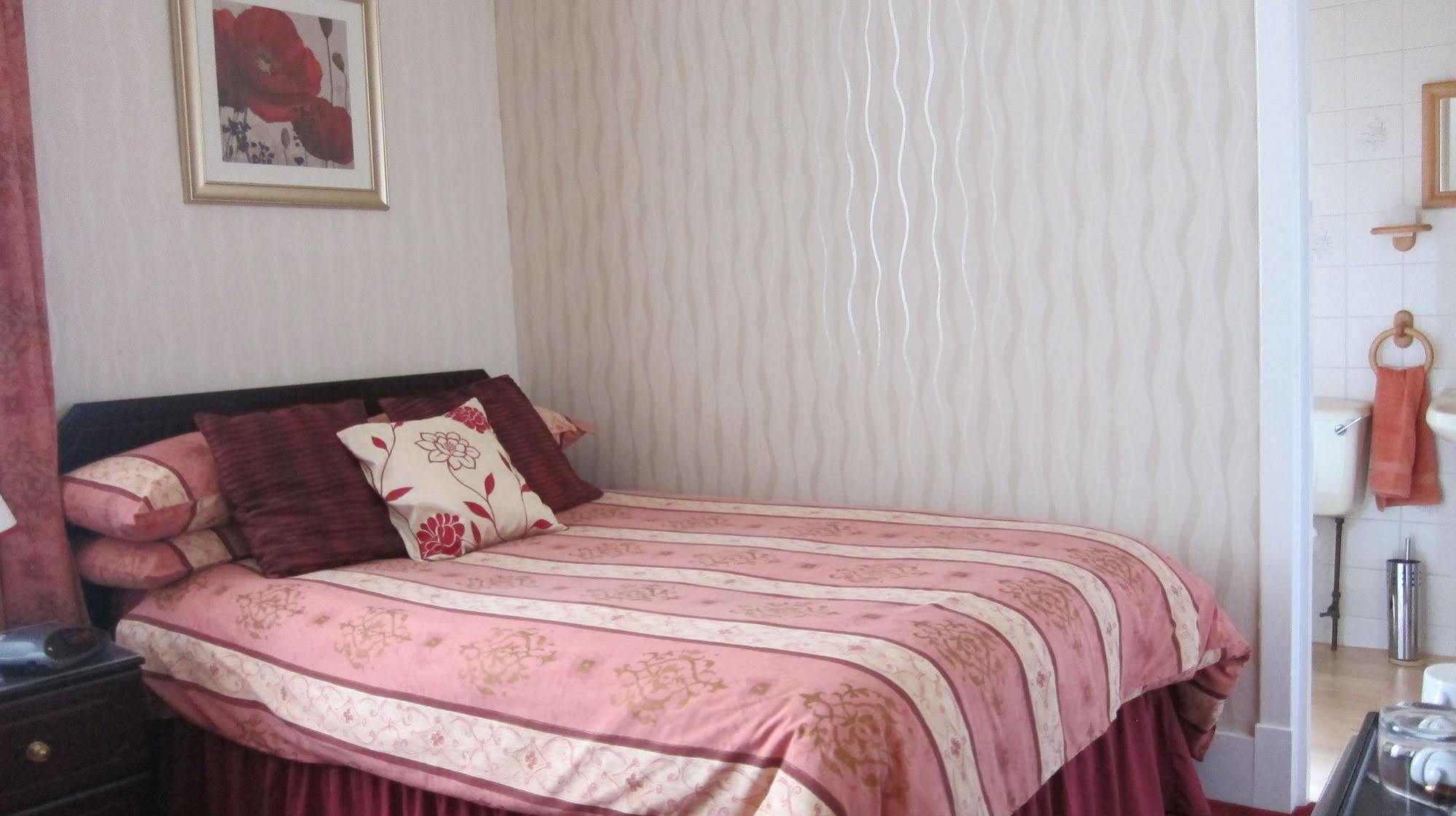The Jays Guest House Aberdeen Extérieur photo